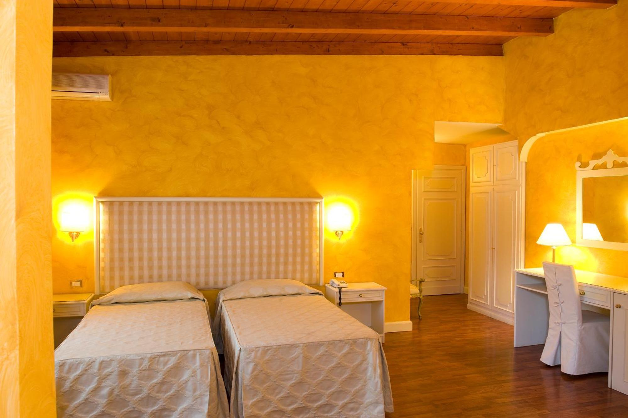 Park Hotel Villaferrata Grottaferrata Exterior photo